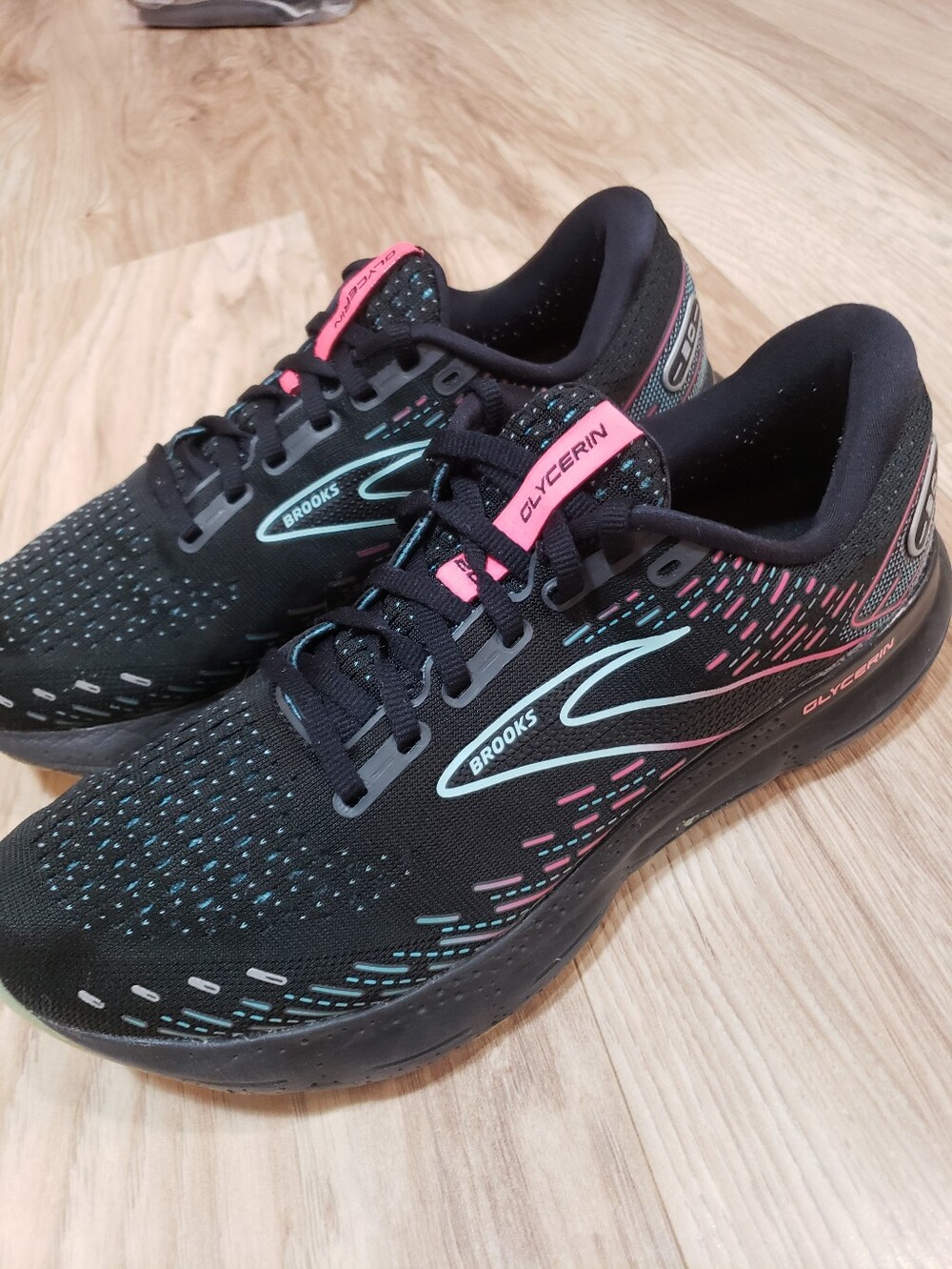 Brooks Glycerin 20 Running Shoes Women 11.5 Black With Pink/blue Accents